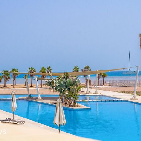 Ollystays Mangroovy Seaview 1Br Beach And Pool Free Access Hurghada Exterior foto